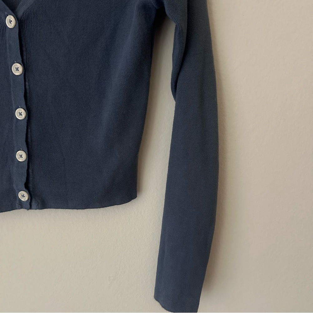 Brandy Melville Blue Jumper Cardigan Cropped - Picture 4 of 9